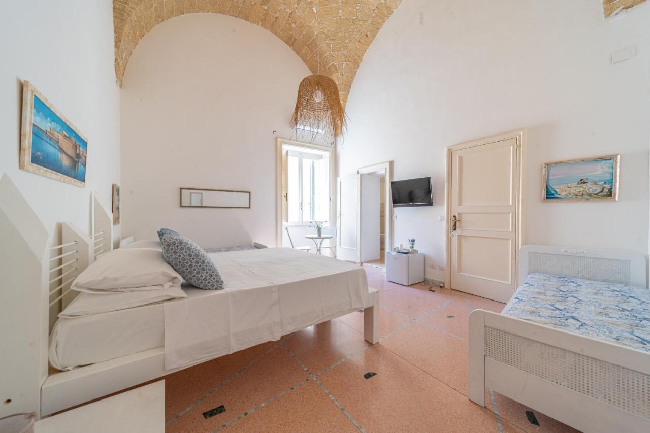 B&B Gallipoli Vecchia Bagian luar foto