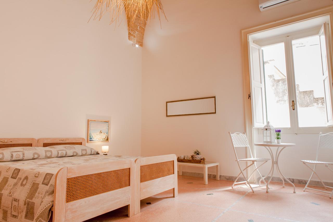 B&B Gallipoli Vecchia Bagian luar foto